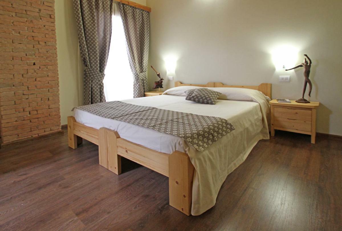 All'Albaro Agriturismo Salizzole Eksteriør billede