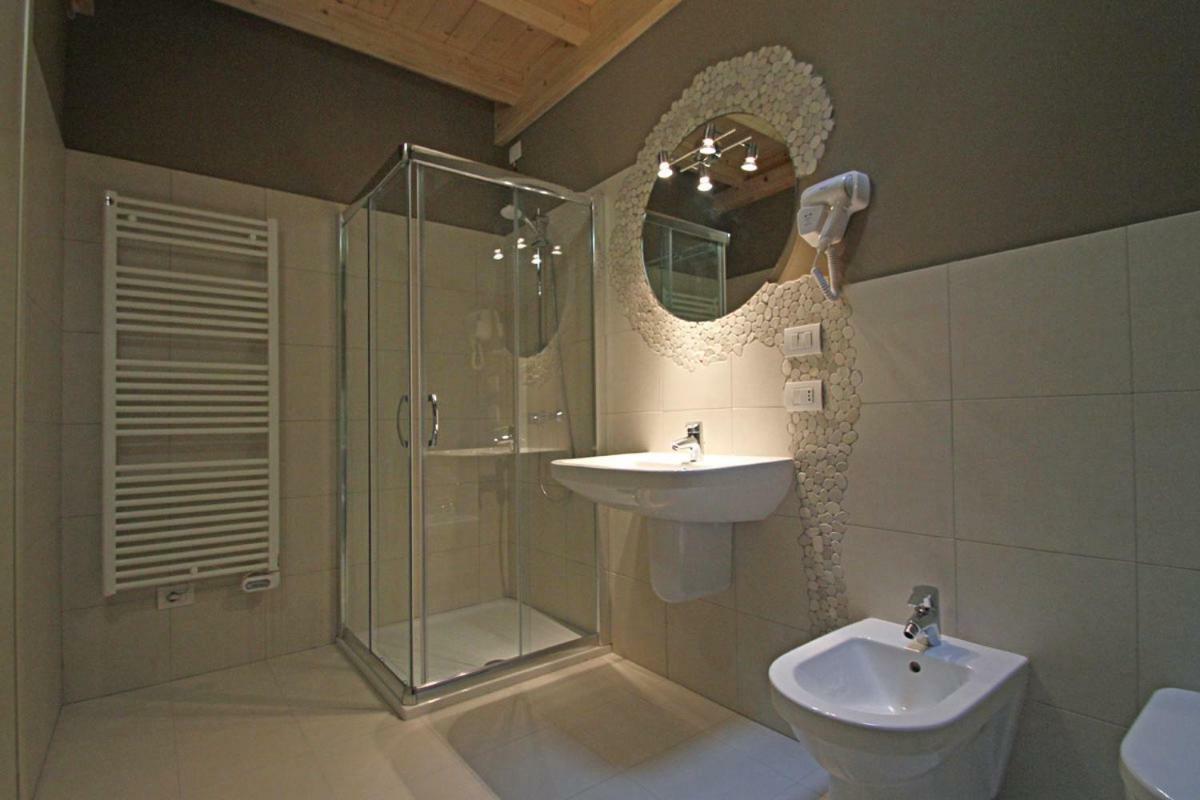 All'Albaro Agriturismo Salizzole Eksteriør billede