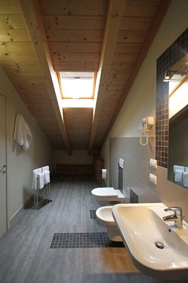 All'Albaro Agriturismo Salizzole Eksteriør billede